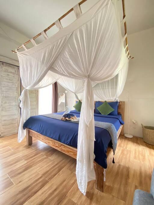 Kubu Guest House Семиняк Екстериор снимка